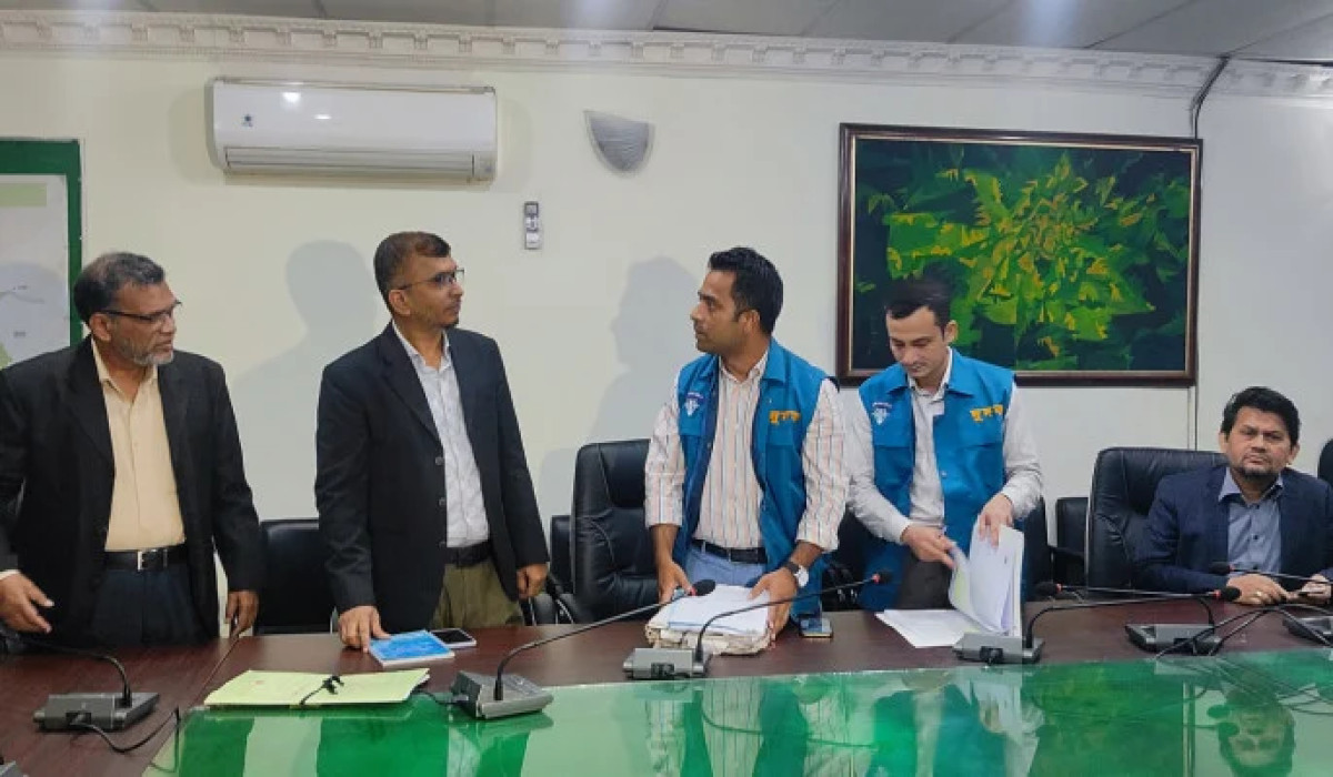 নকশা আটকে ৫০ লাখ টাকা ঘুষ দাবির অভিযোগ, সিডিএ কার্যালয়ে দুদকের অভিযান